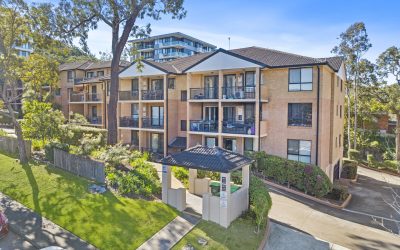 25/1 Batley Street, Gosford, NSW 2250